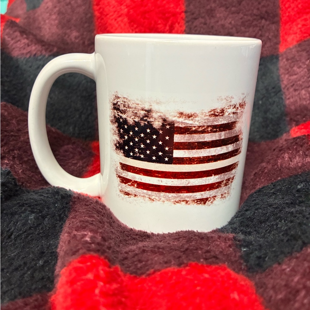 White and Red Ceramic Mug with Patriotic Design